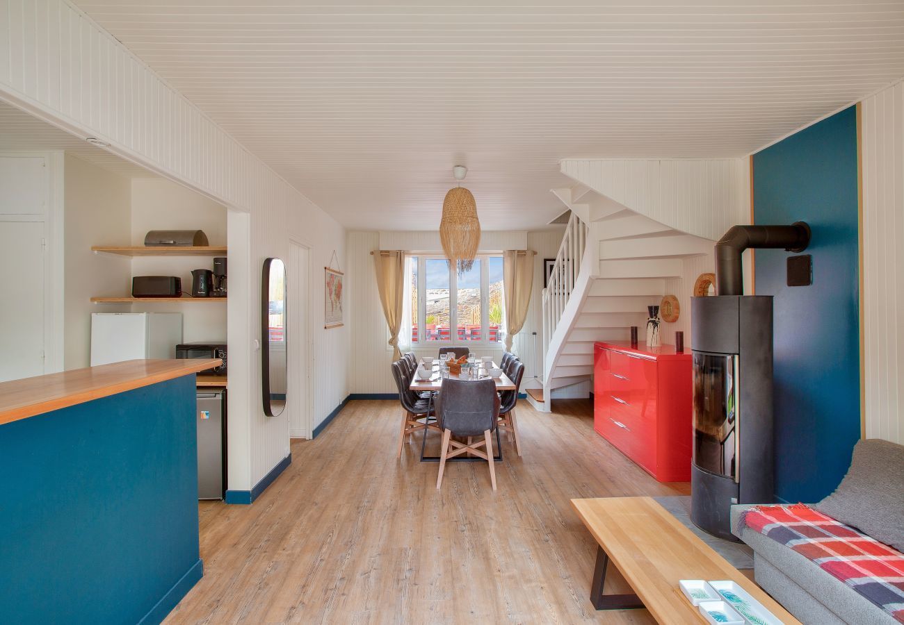 House in Pléneuf-Val-André - 190m from the beach, downtown, house for 8