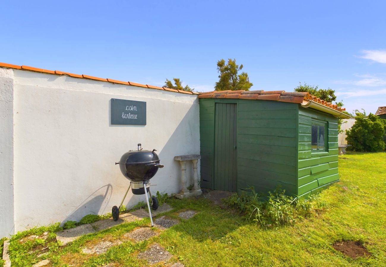 House in Saint-Clément-des-Baleines - 180m from the seaside, house for 11