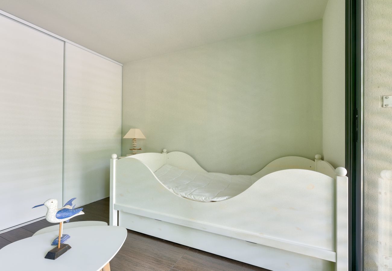 House in Andernos-les-Bains - 950m to beach – architect house 4 adults – 2 kids