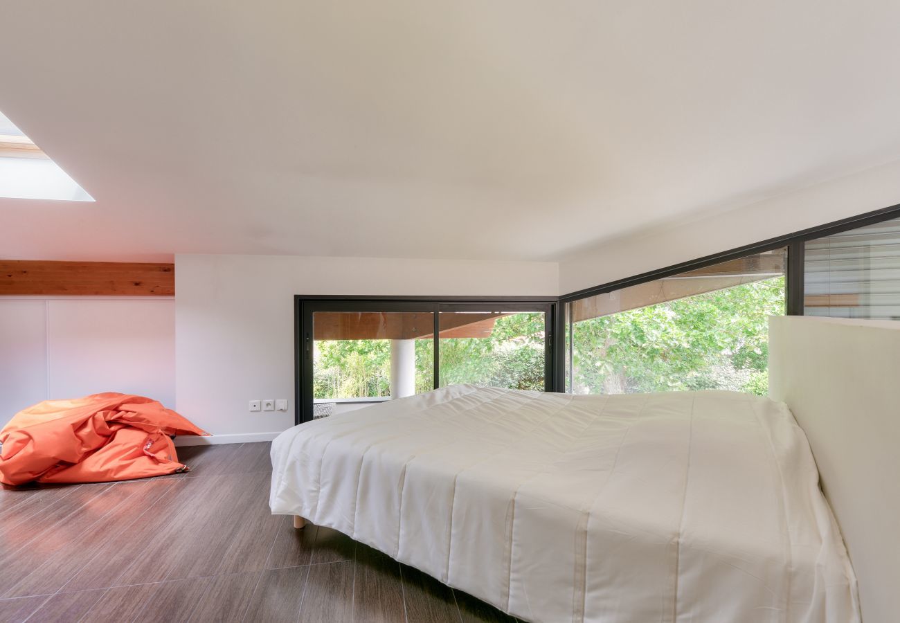 House in Andernos-les-Bains - 950m to beach – architect house 4 adults – 2 kids