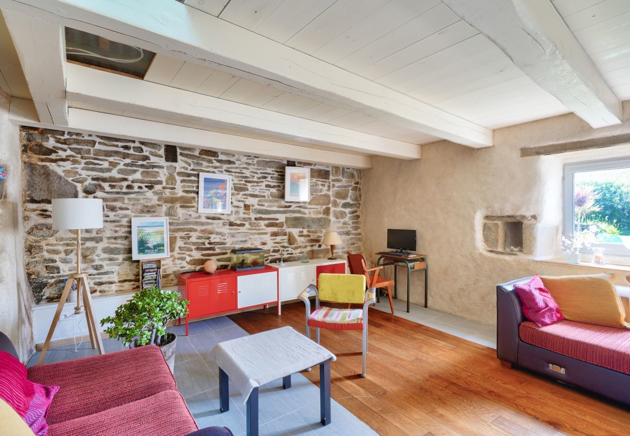 House in Plovan - 1km from the beach, charming cottage for 6