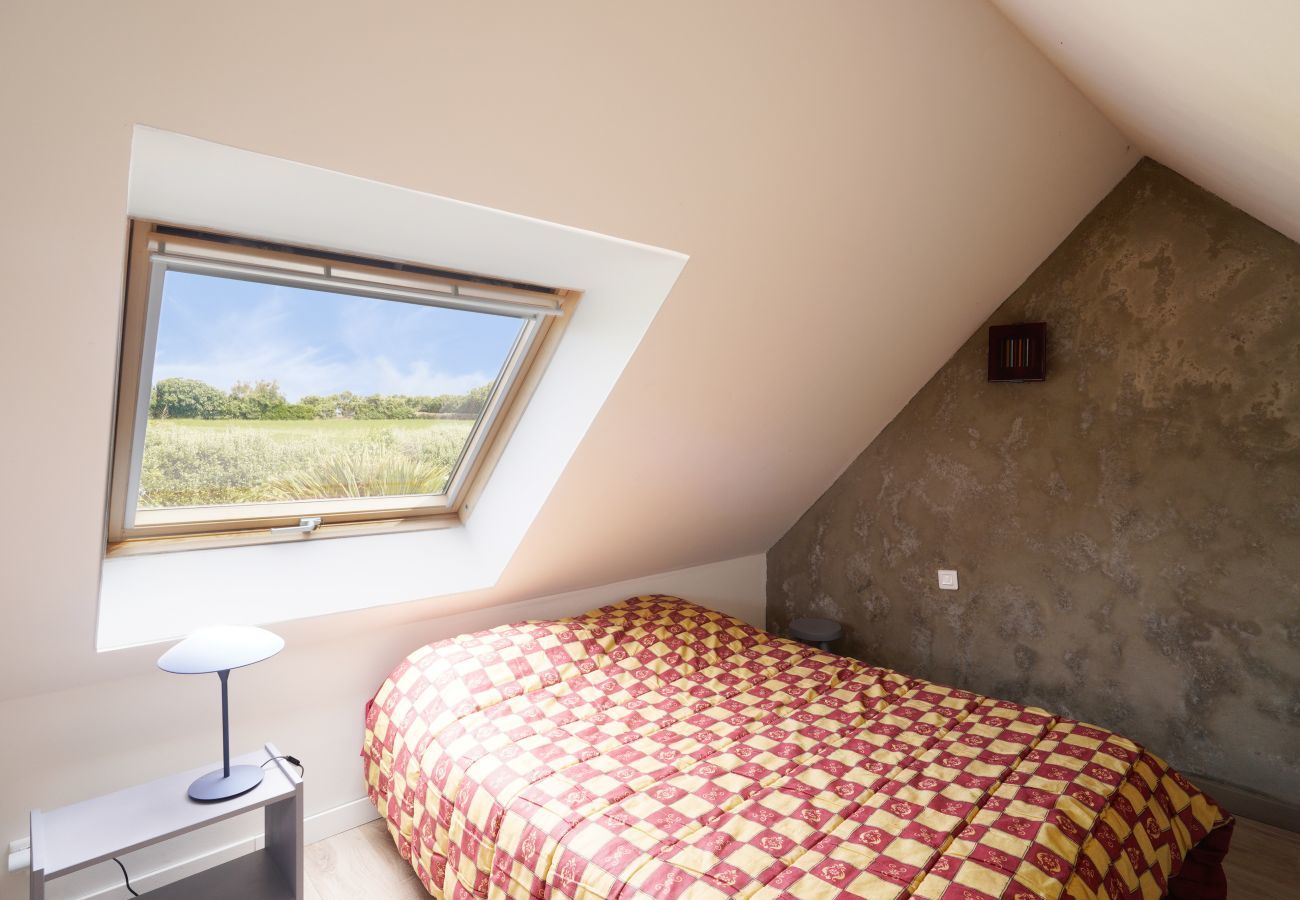 House in Plovan - 1km from the beach, charming cottage for 6