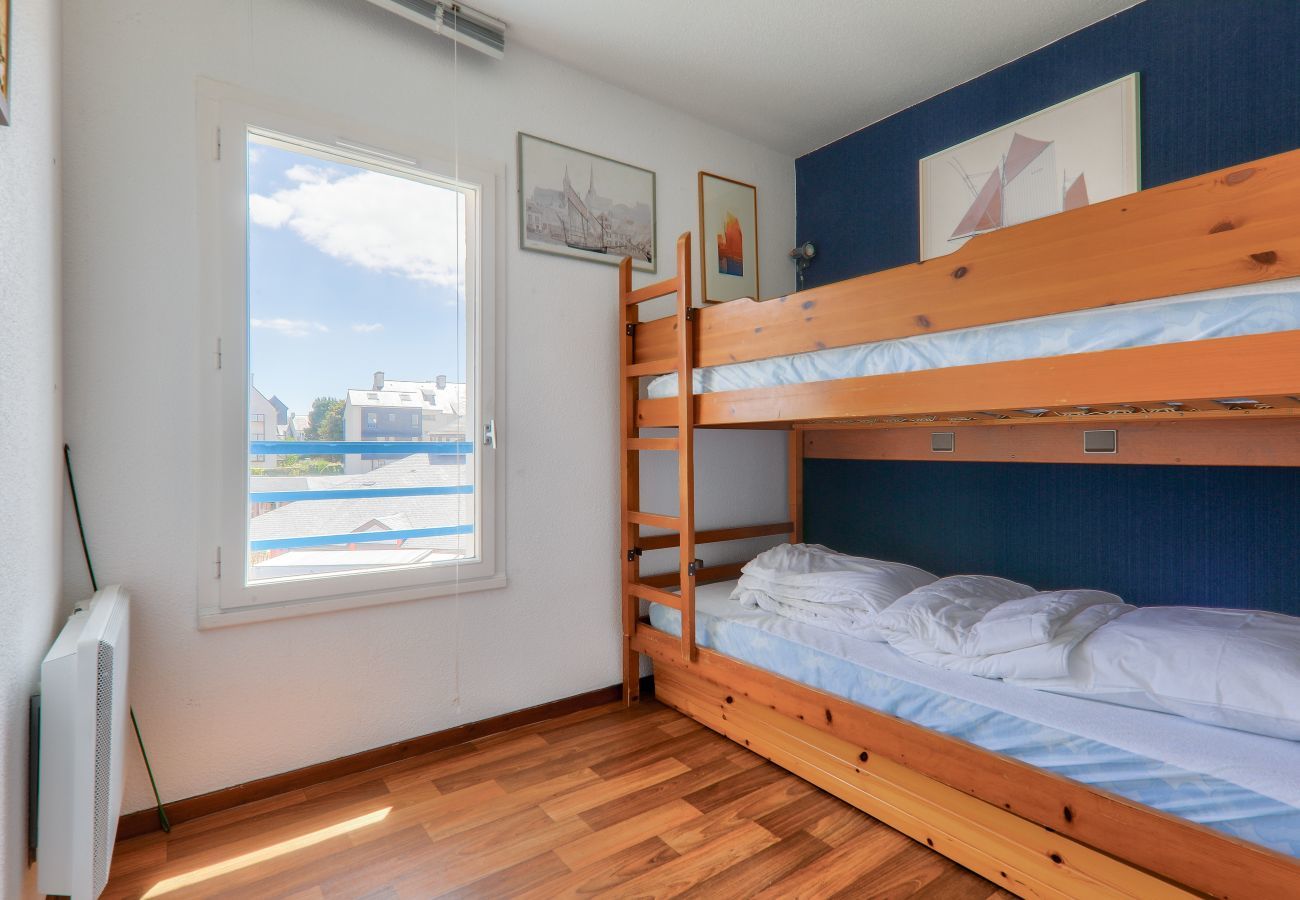 Apartment in Arzon - Le Crouesty, flat for 5 on the harbour with view