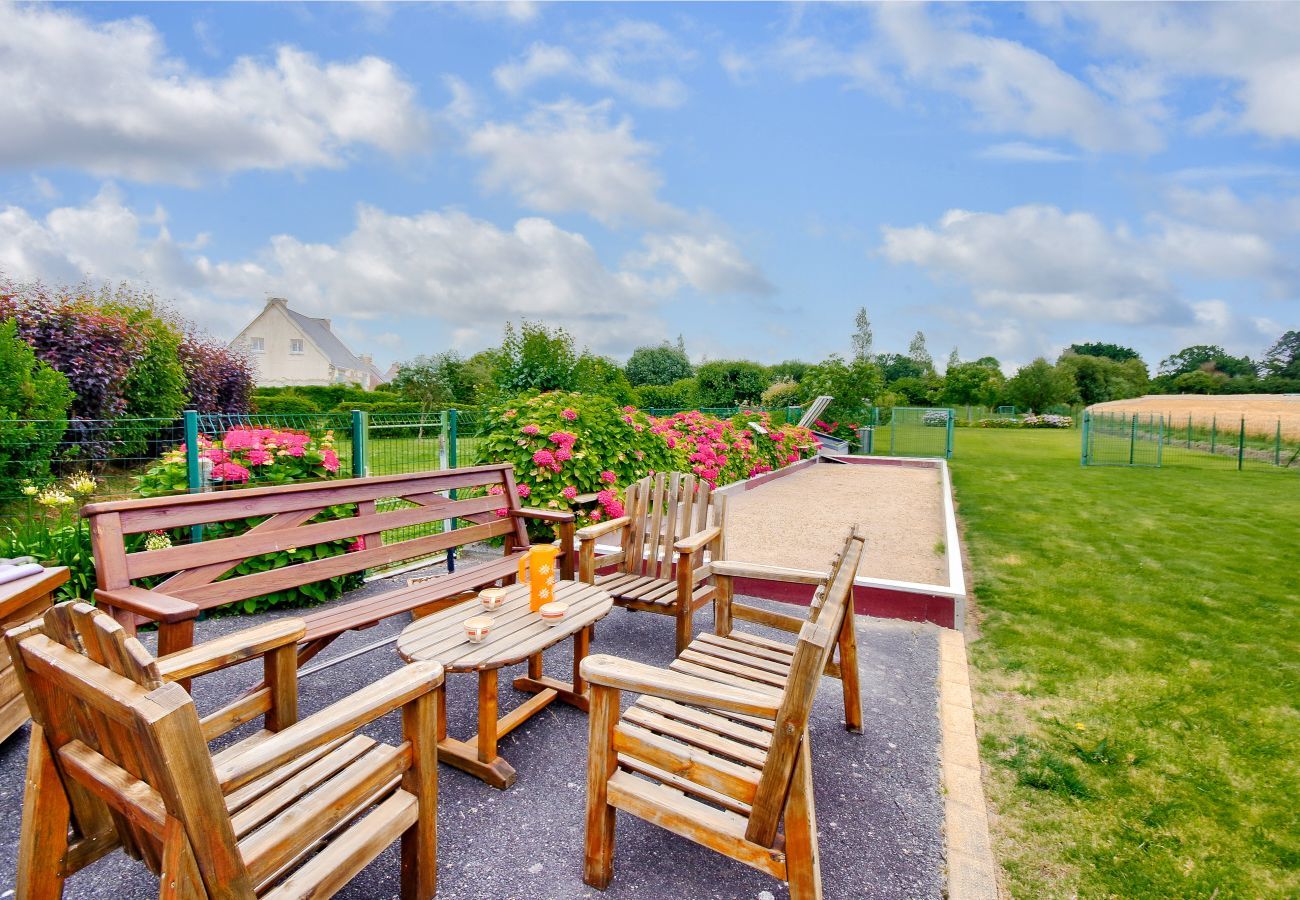 Apartment in Erquy - 850m from the beach, flat for 5 with garden