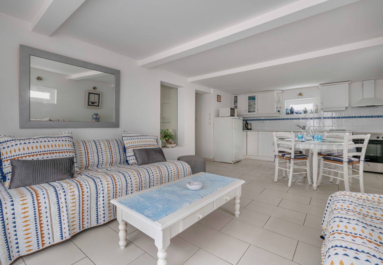 Apartment in Saint-Michel-Chef-Chef - 280m from the beach, flat for 4