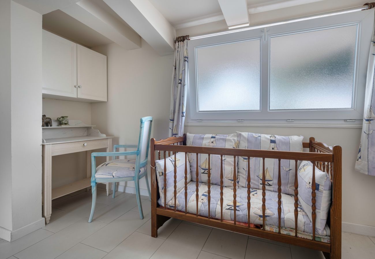 Apartment in Saint-Michel-Chef-Chef - 280m from the beach, flat for 4