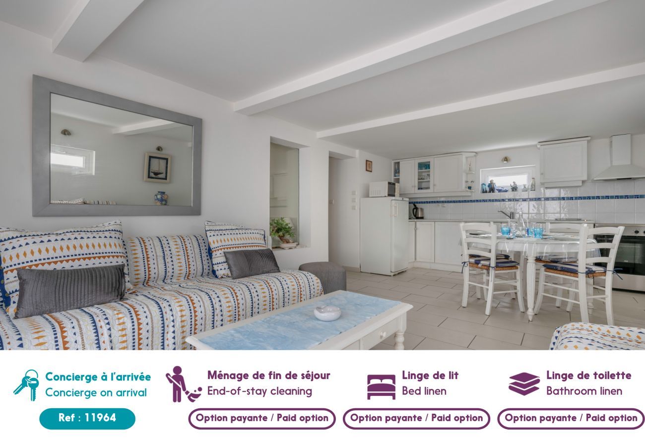 Apartment in Saint-Michel-Chef-Chef - 280m from the beach, flat for 4