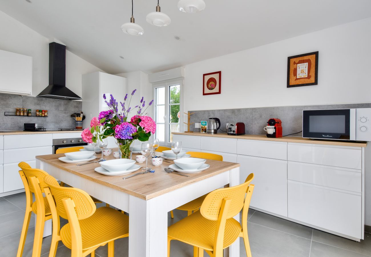 House in Barbâtre - 500m from the beach - House 6 adults & 1 child
