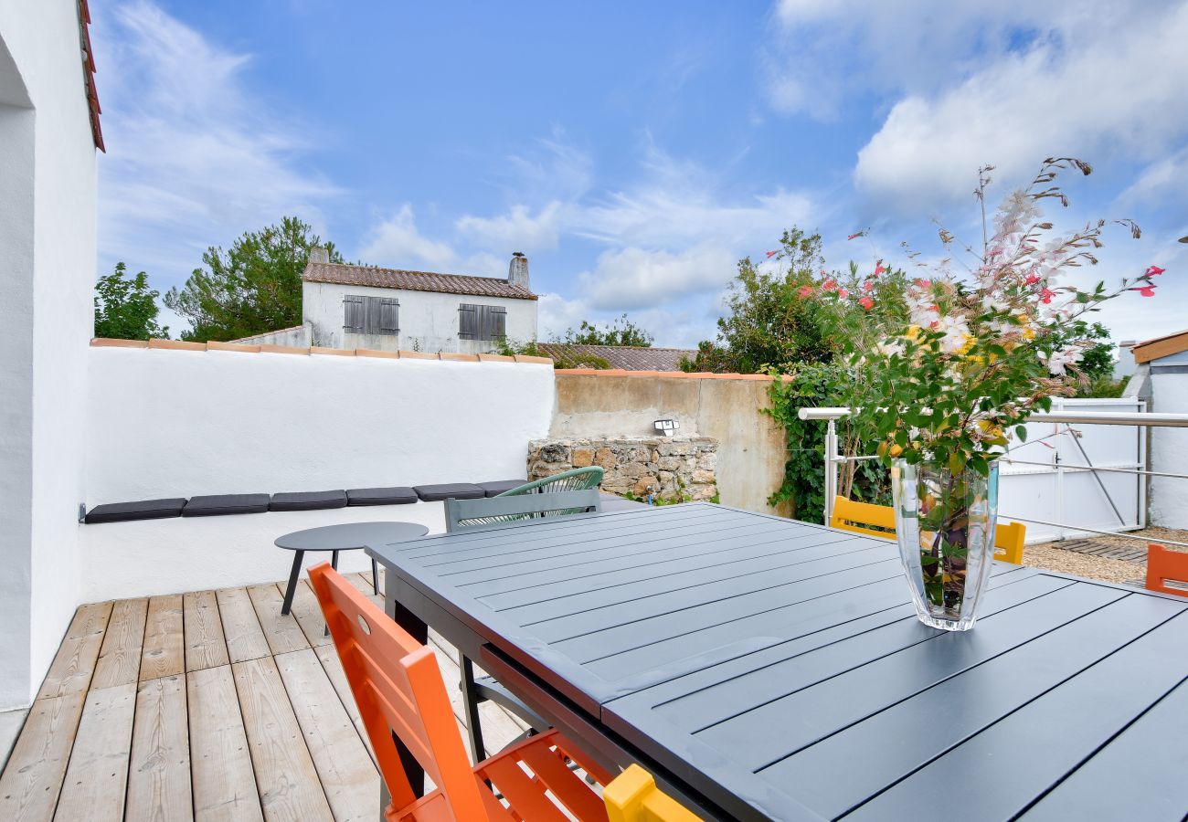 House in Barbâtre - 500m from the beach - House 6 adults & 1 child
