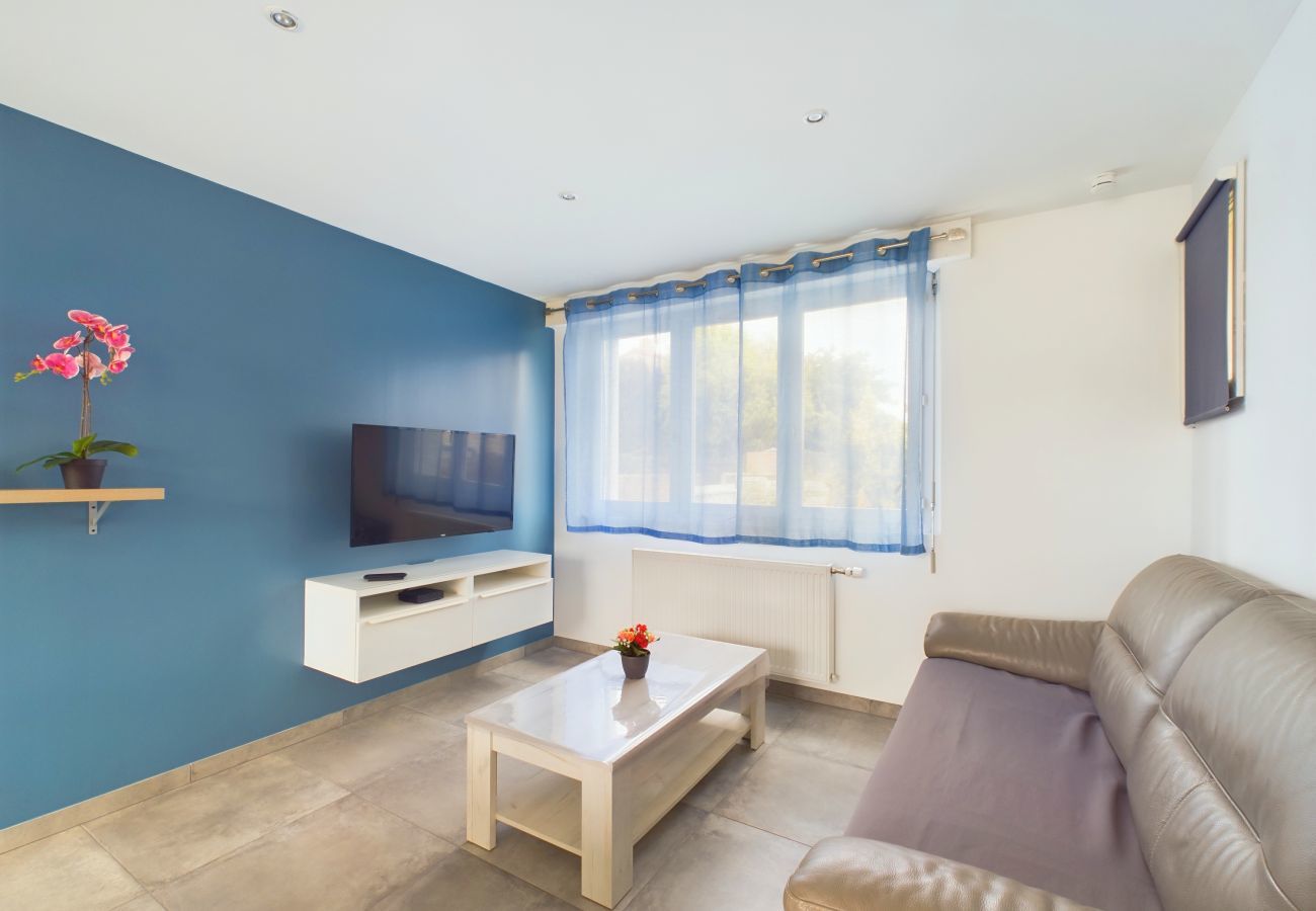 House in Les Sables-d´Olonne - 15 min by foot from the beach, house for 6