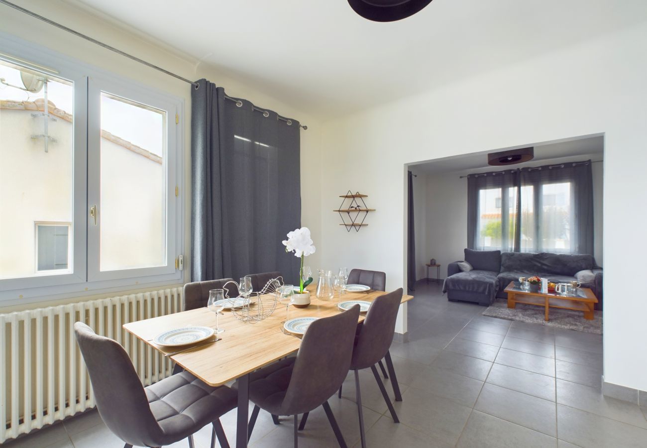 House in Les Sables-d´Olonne - House with garden in a quiet place for 6