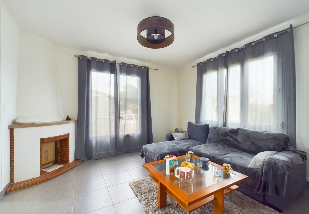 House in Les Sables-d´Olonne - House with garden in a quiet place for 6