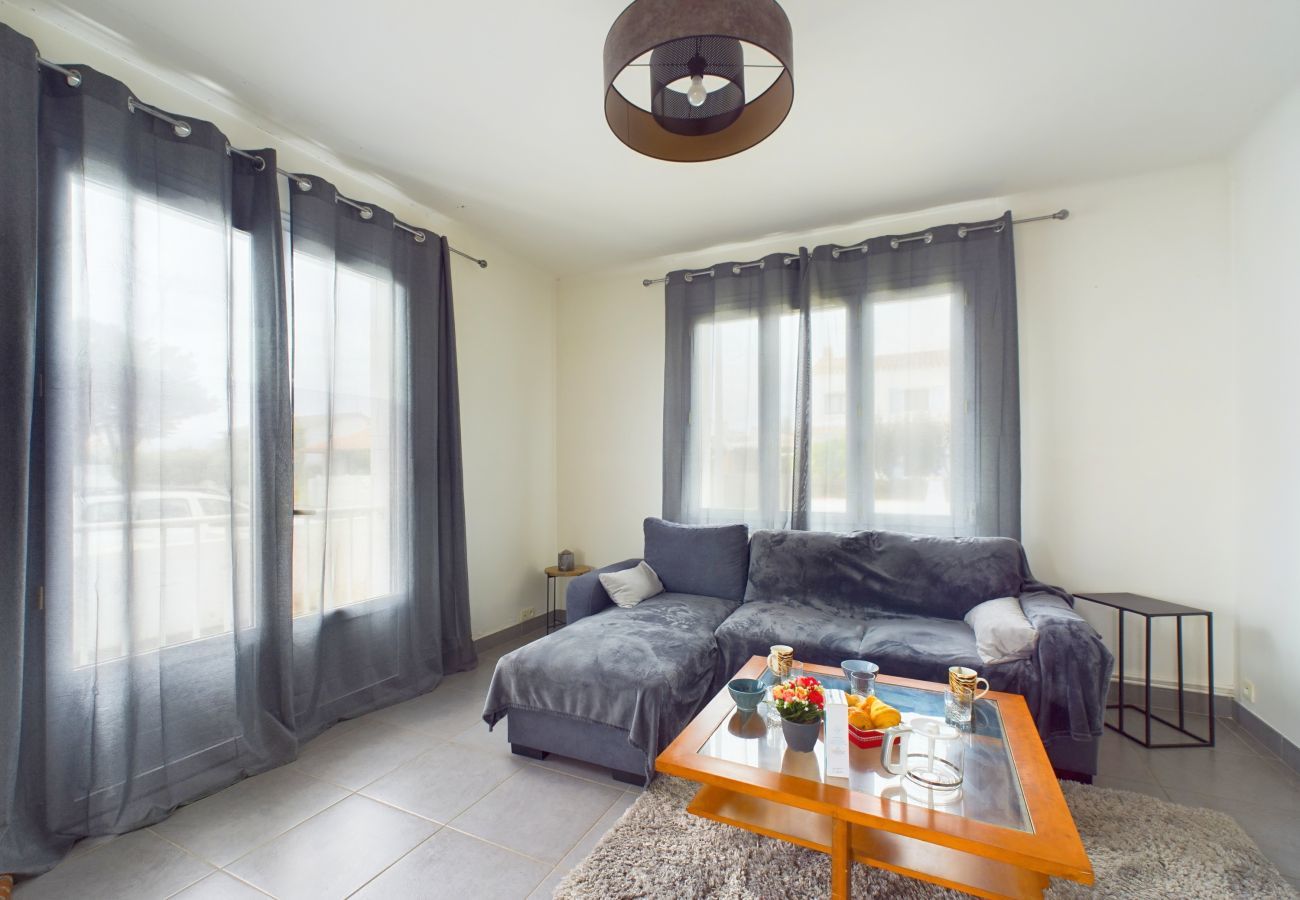 House in Les Sables-d´Olonne - House with garden in a quiet place for 6
