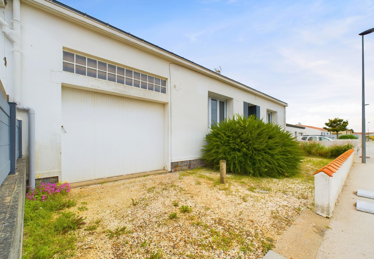 House in Les Sables-d´Olonne - House with garden in a quiet place for 6