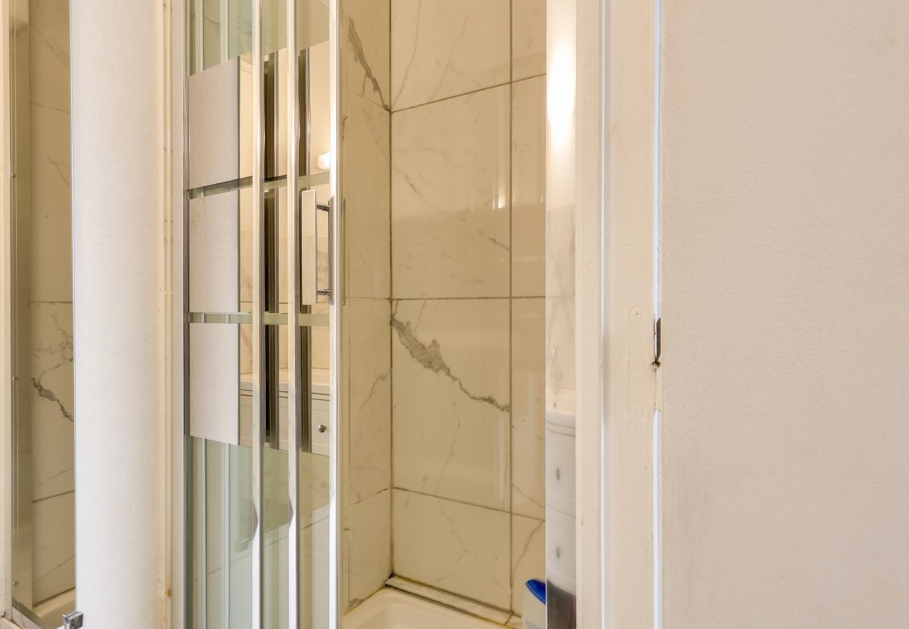 Apartment in Nantes - Flat for 4 - Nantes - 950m from the Loire 