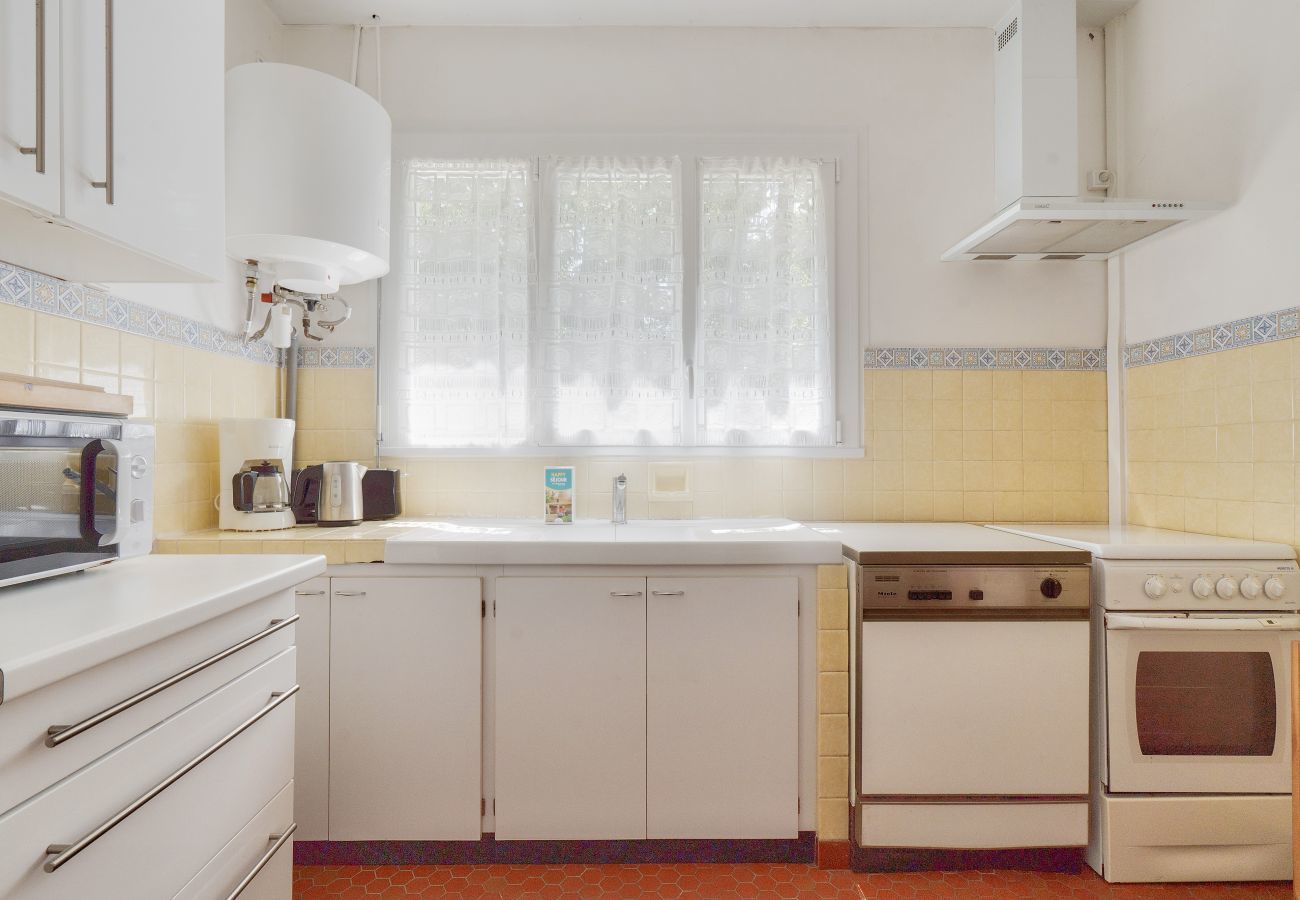 House in Andernos-les-Bains - Less than 2km from the beach, house for 6