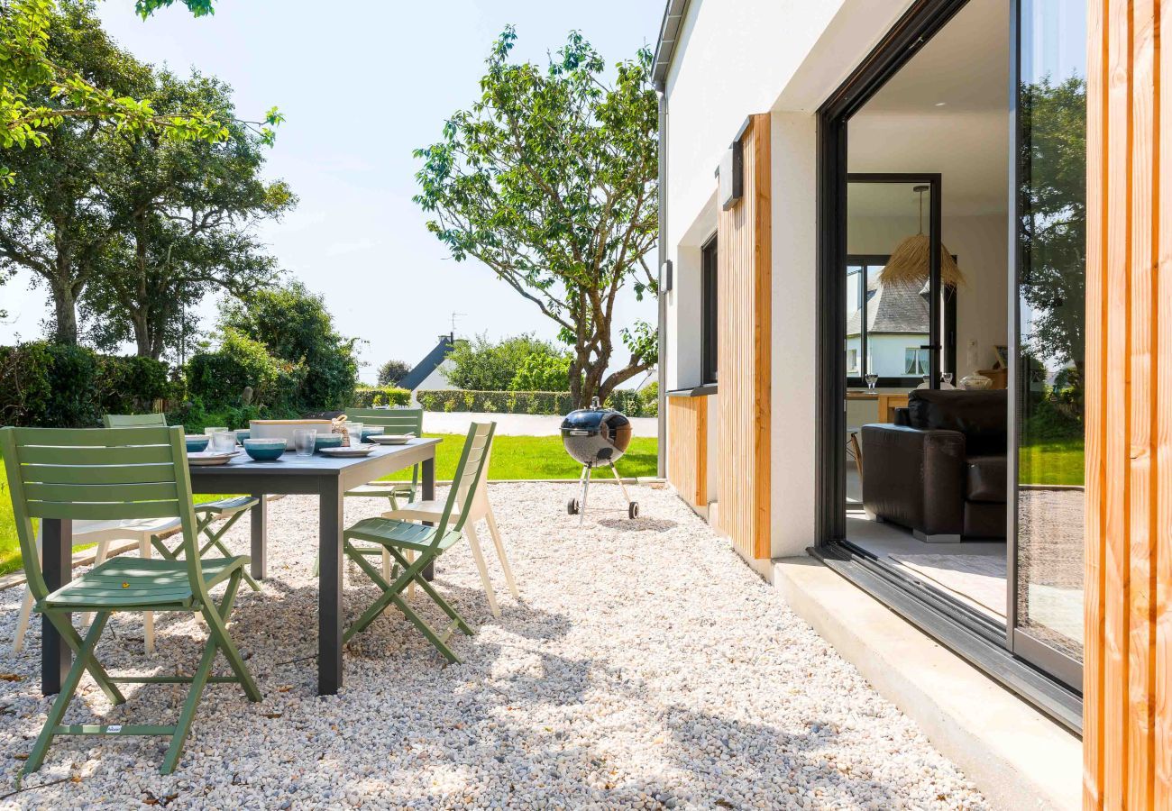 House in Trégunc - 490m from the beach, new house for 8