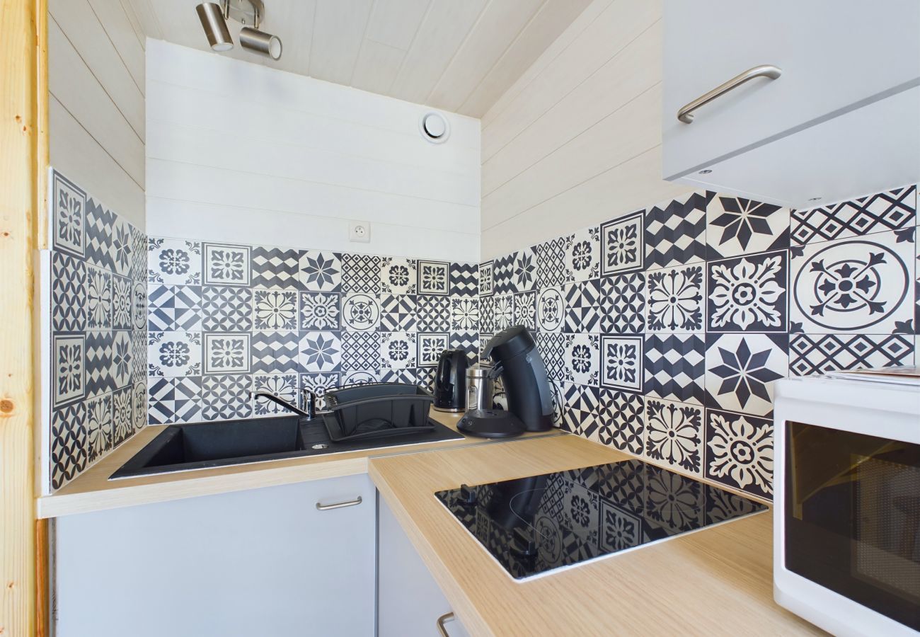 Apartment in Saint-Hilaire-de-Riez - 150m from the Corniche, mezzanine flat for 4