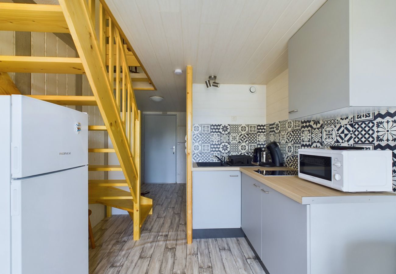 Apartment in Saint-Hilaire-de-Riez - 150m from the Corniche, mezzanine flat for 4