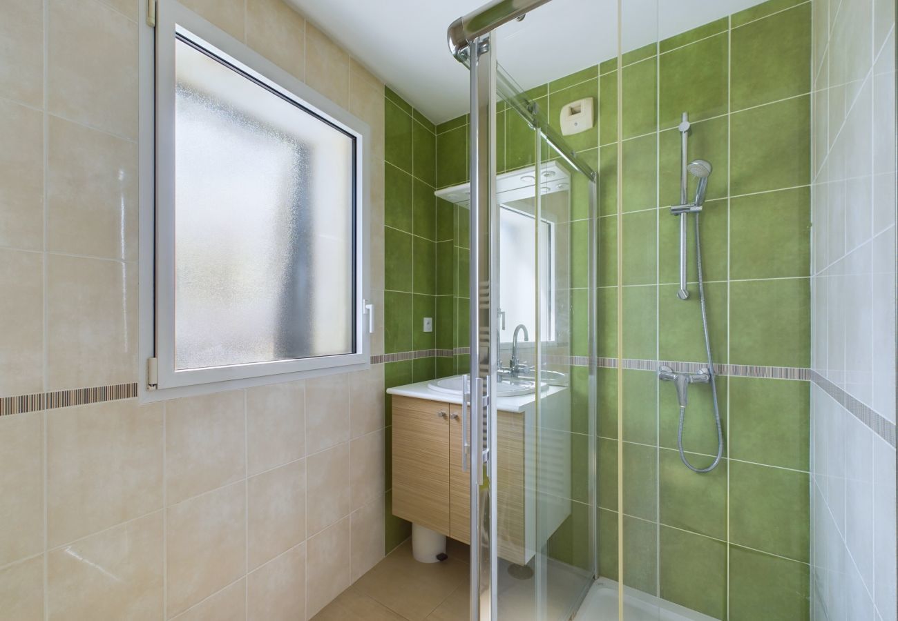 Apartment in Les Sables-d´Olonne - View Sables d'Olonne Harbour- flat for 6