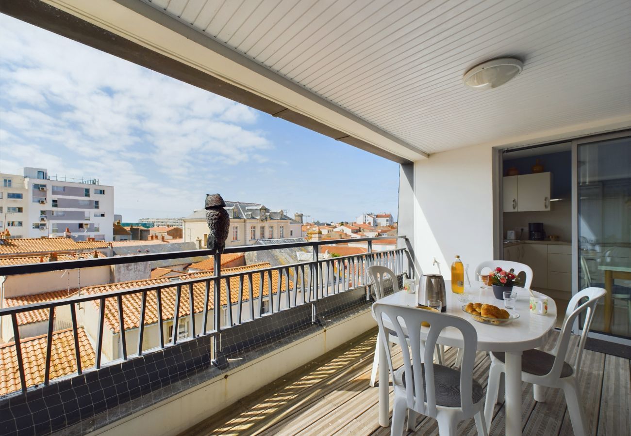 Apartment in Les Sables-d´Olonne - View Sables d'Olonne Harbour- flat for 6