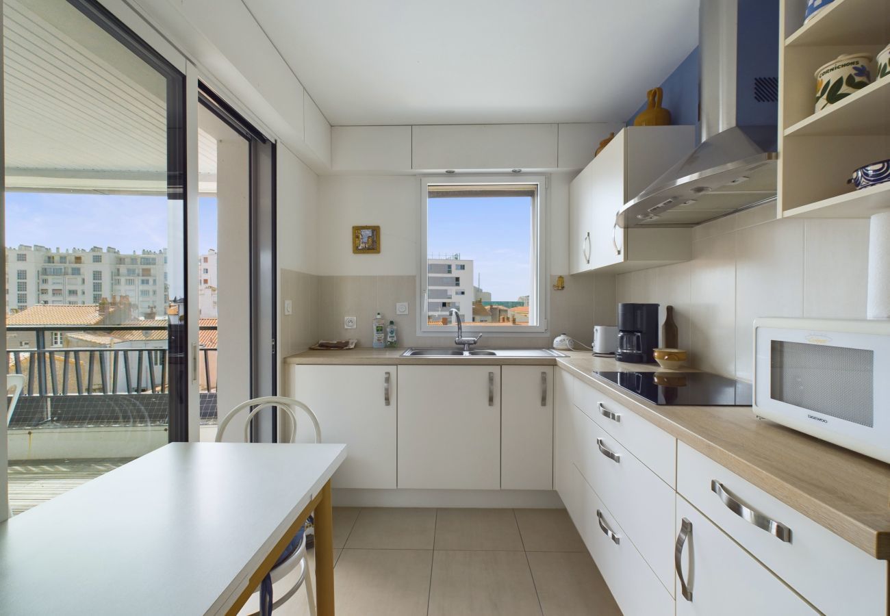 Apartment in Les Sables-d´Olonne - View Sables d'Olonne Harbour- flat for 6