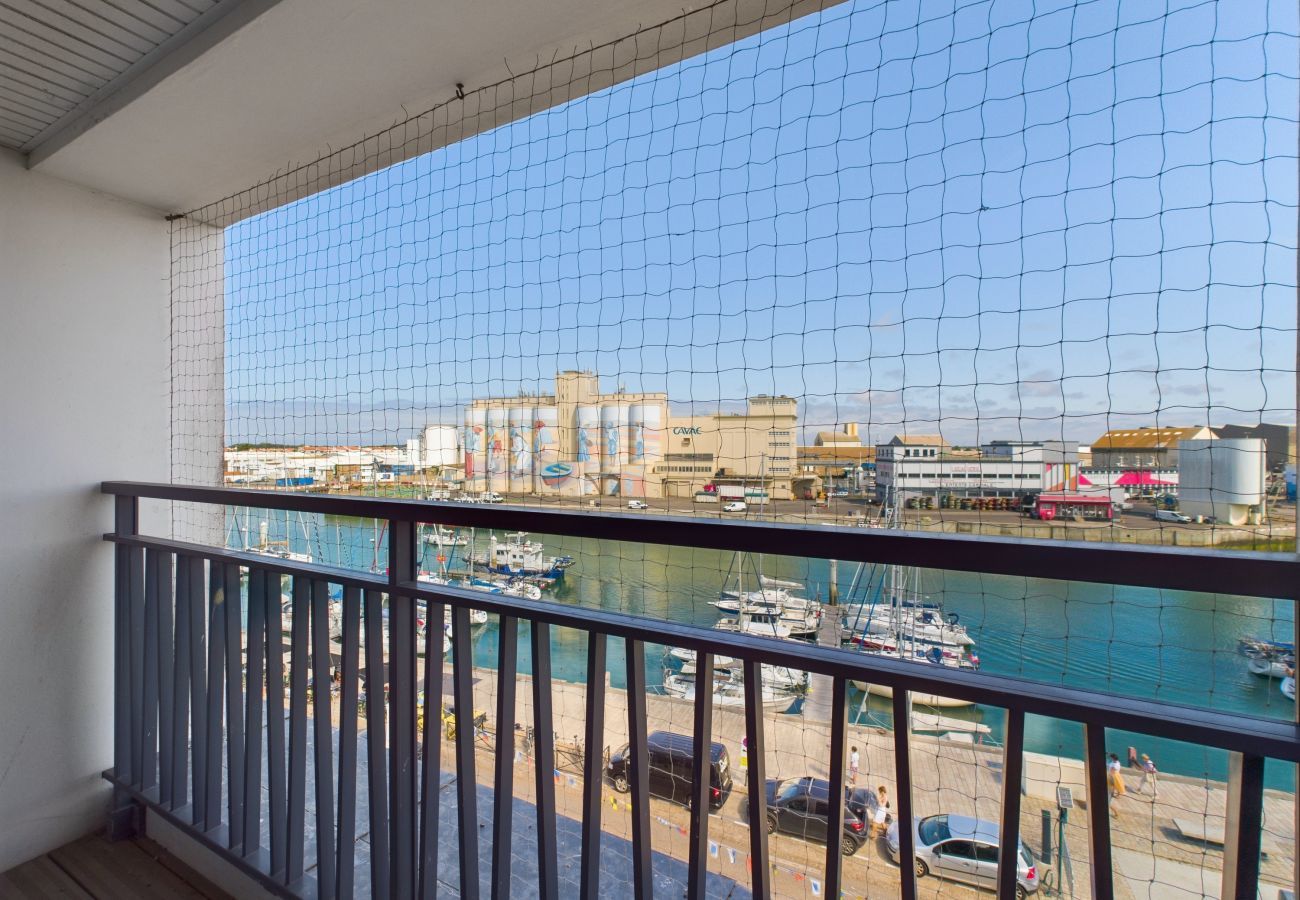 Apartment in Les Sables-d´Olonne - View Sables d'Olonne Harbour- flat for 6