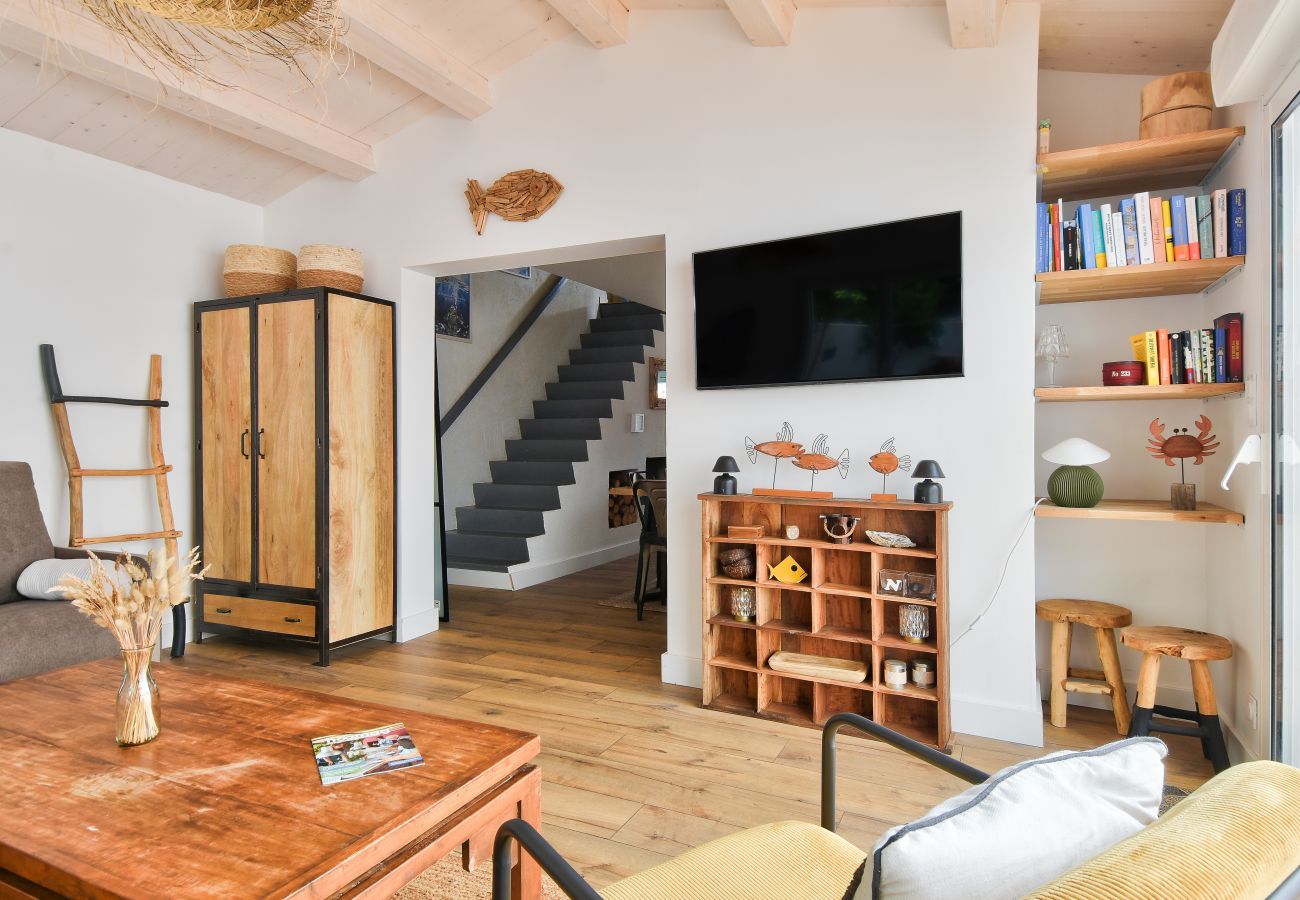 House in La Guérinière - Nice house for 7 - 300 m from the beach - Dunes 