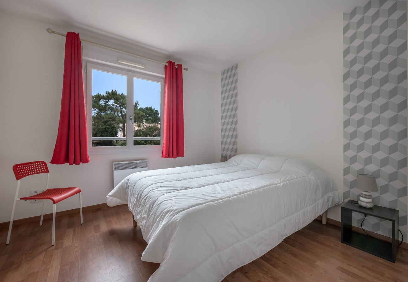 House in Saint-Michel-Chef-Chef - House for 8 people - 300m from the beach