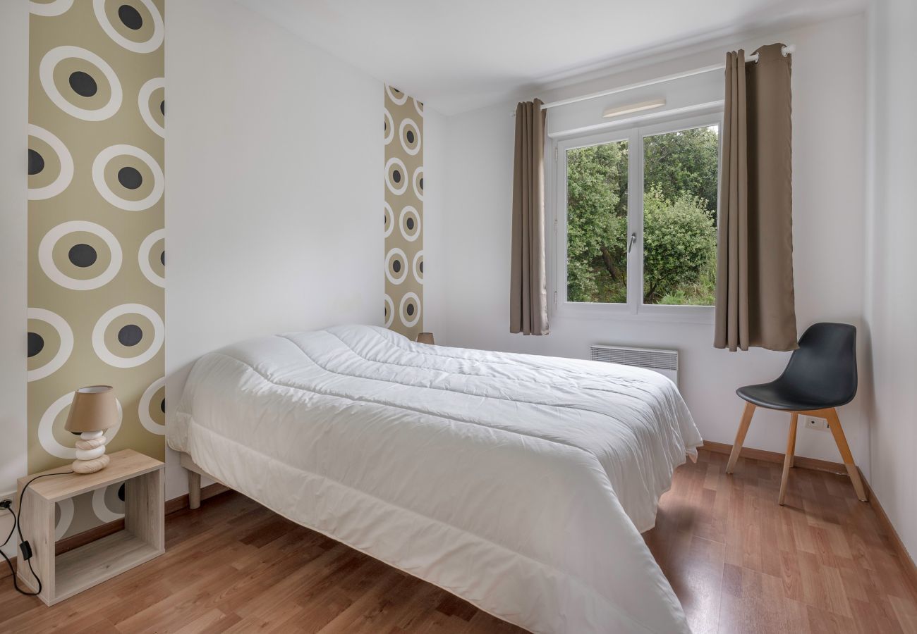 House in Saint-Michel-Chef-Chef - House for 8 people - 300m from the beach