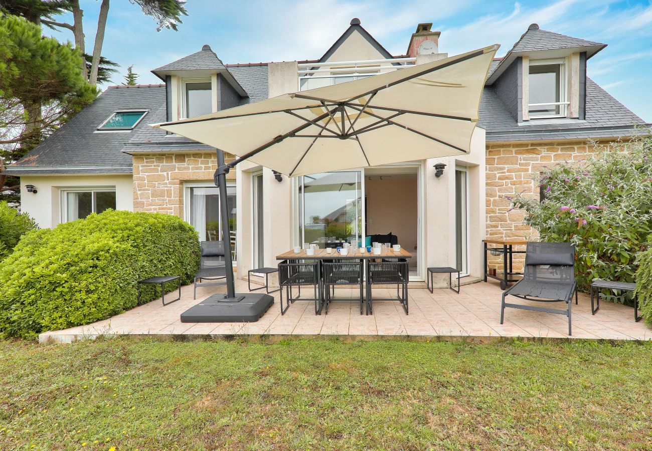 House in Saint-Gildas-de-Rhuys - Sea view - 200m from the beach - House for 8