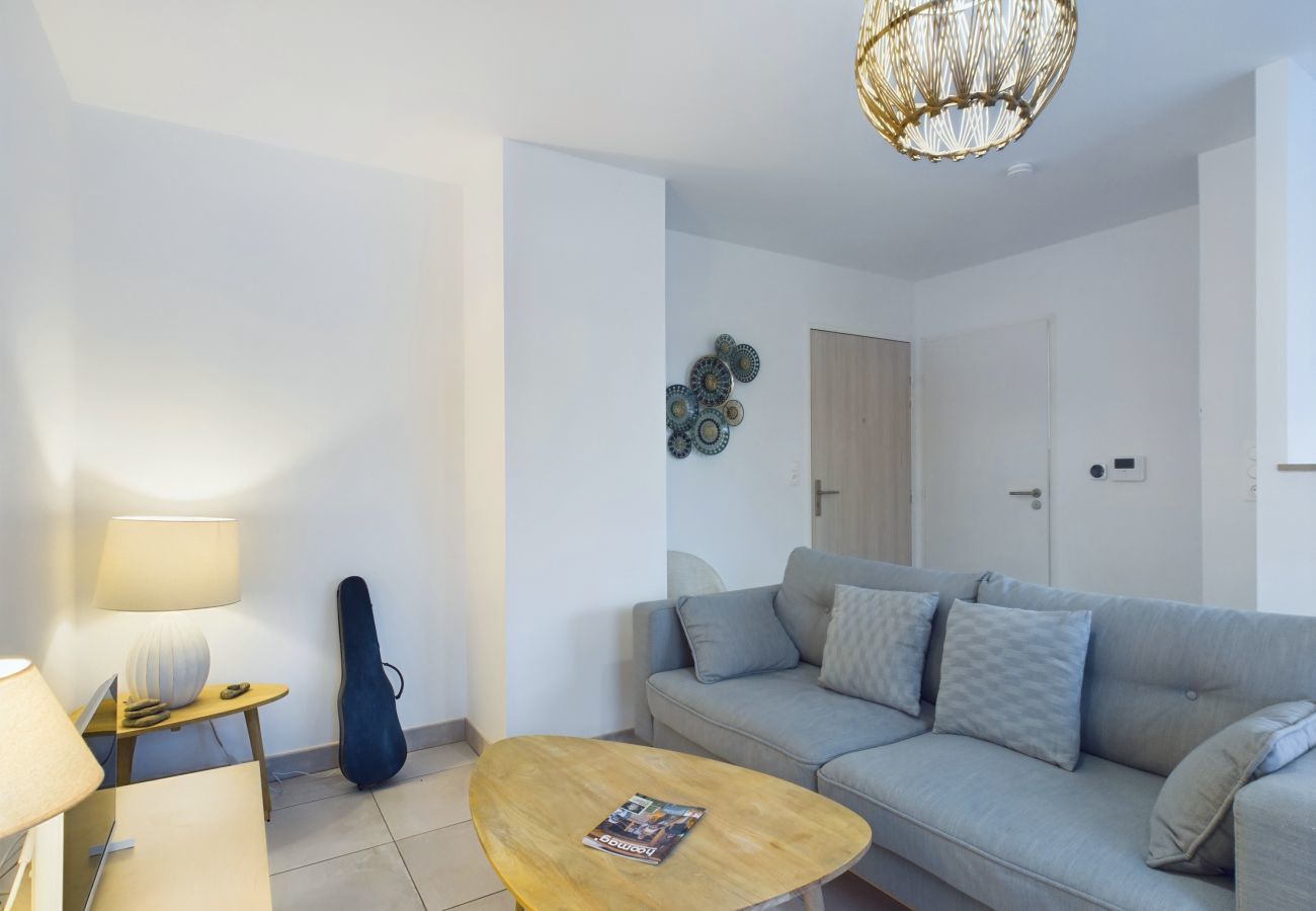 Apartment in Pléneuf-Val-André - Apartment for 2 - 50 m from Val André beach