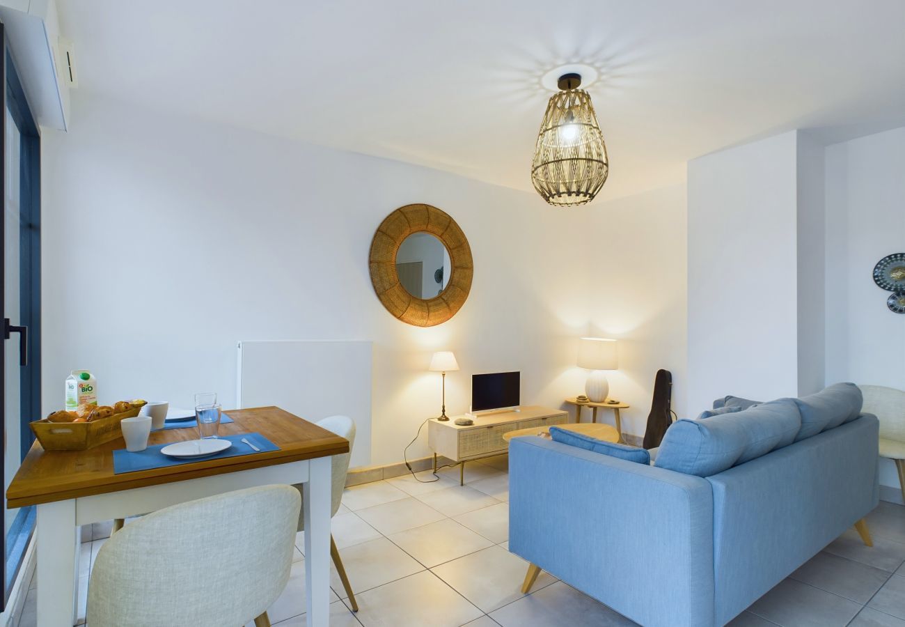 Apartment in Pléneuf-Val-André - Apartment for 2 - 50 m from Val André beach