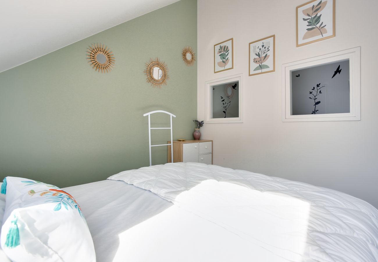 Studio in Dinard - 250m from the beach - Studio for 2 - Balcony