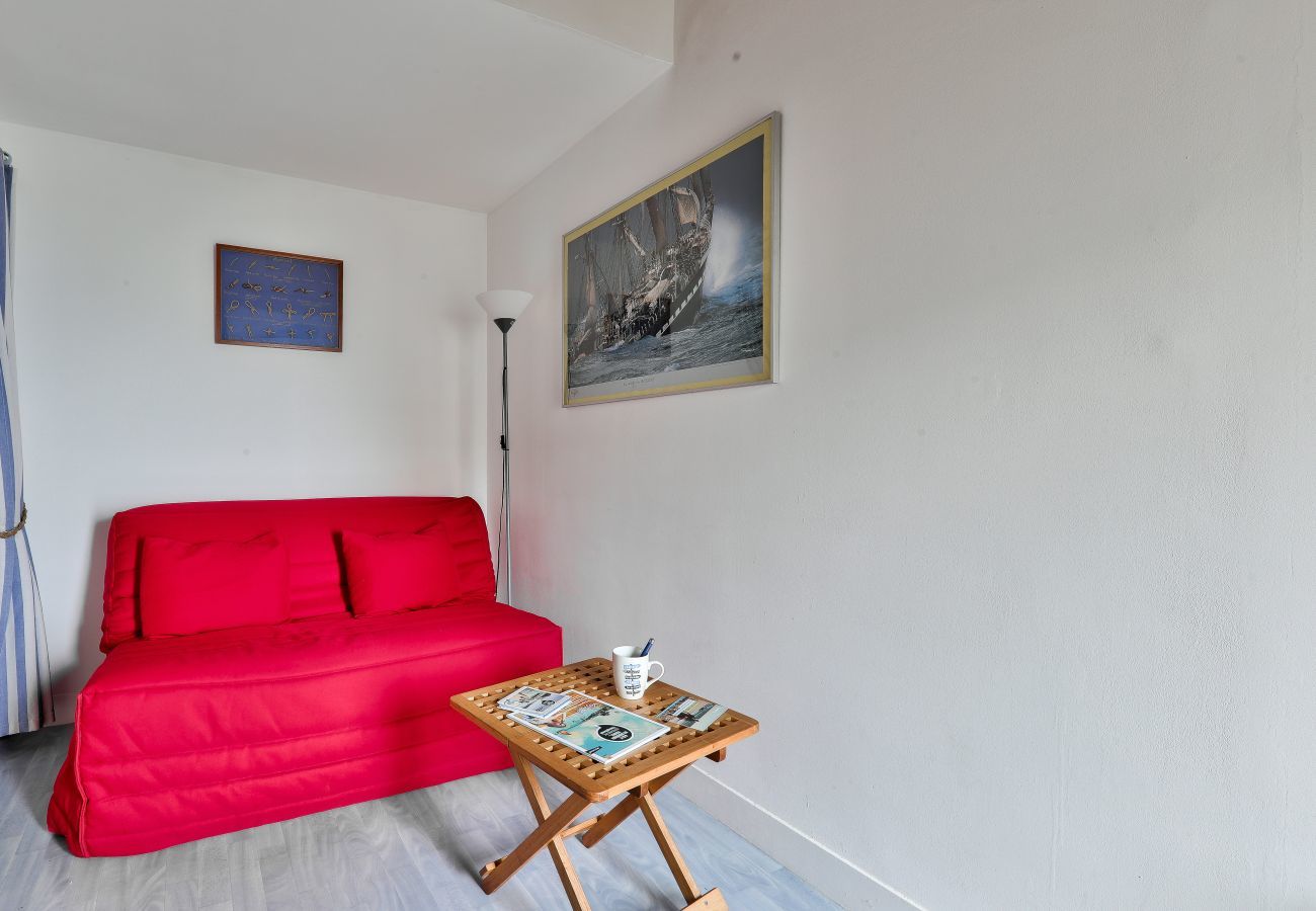 Apartment in Arzon - Flat 100m from Fogéo and Kerjouanno beaches
