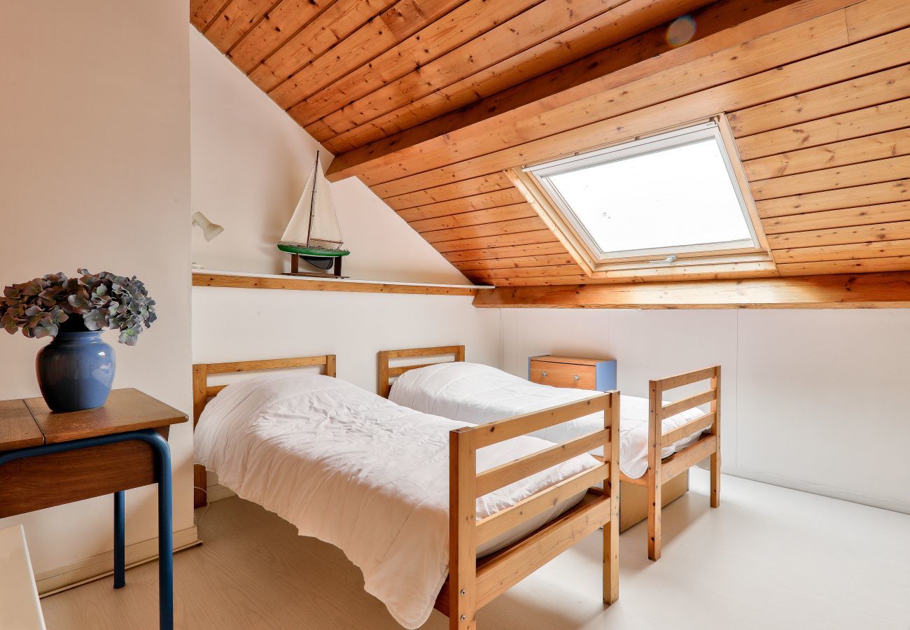 Apartment in Arzon - Flat 100m from Fogéo and Kerjouanno beaches