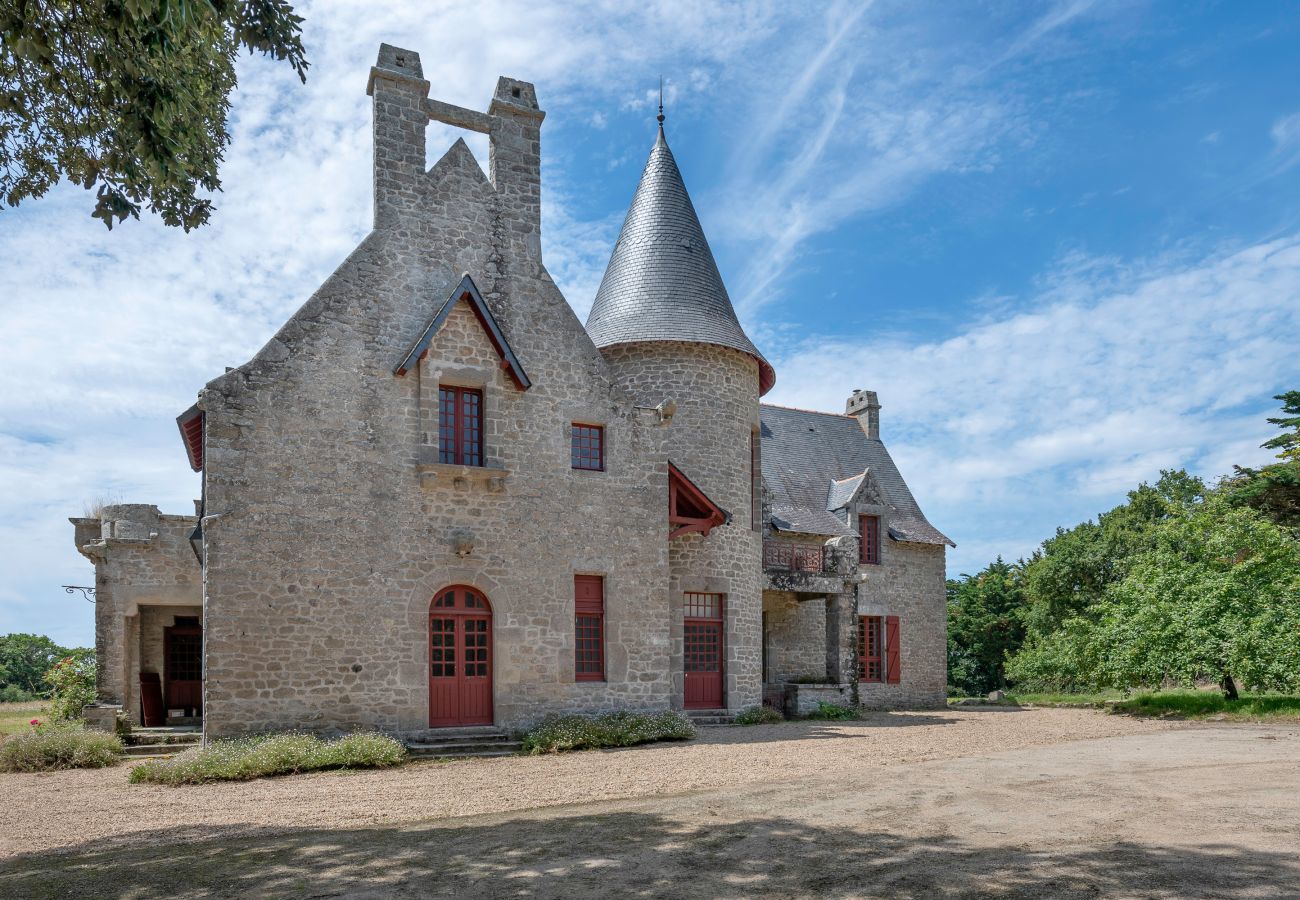 House in La Turballe - Castle for 13 - 550m from the salt marshes