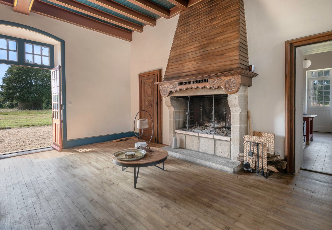 House in La Turballe - Castle for 13 - 550m from the salt marshes