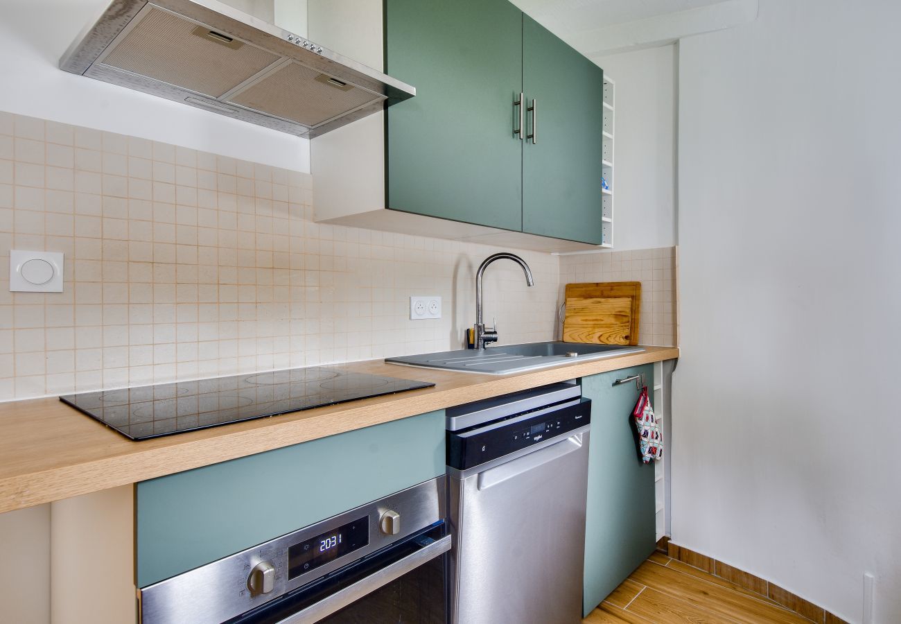 House in L'Epine - House 650 m from the beach for 6 adults and 1 child