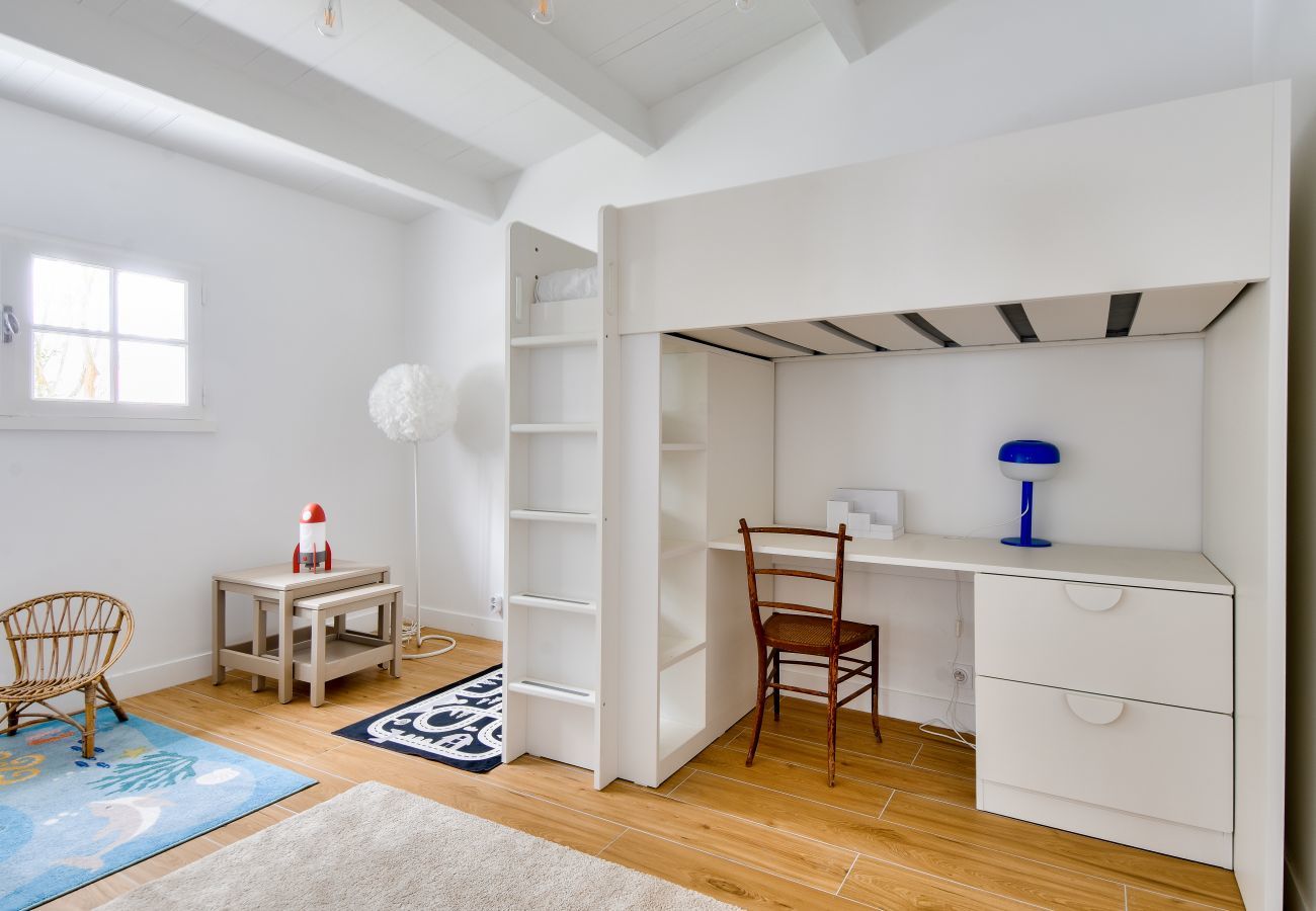 House in L'Epine - House 650 m from the beach for 6 adults and 1 child