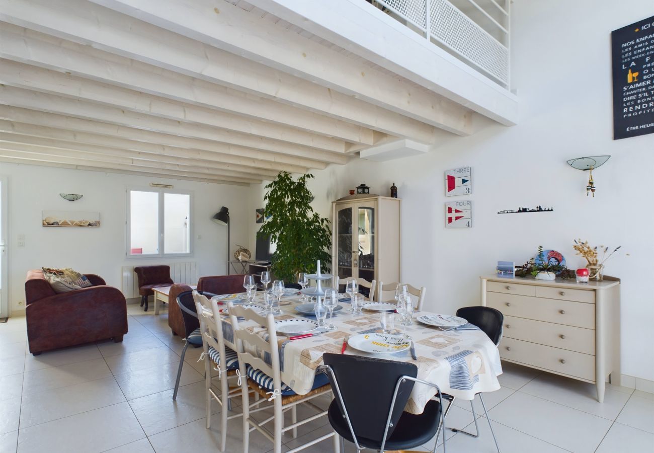 House in Saint-Gilles-Croix-de-Vie - House for 8 with garden 600m from the beach