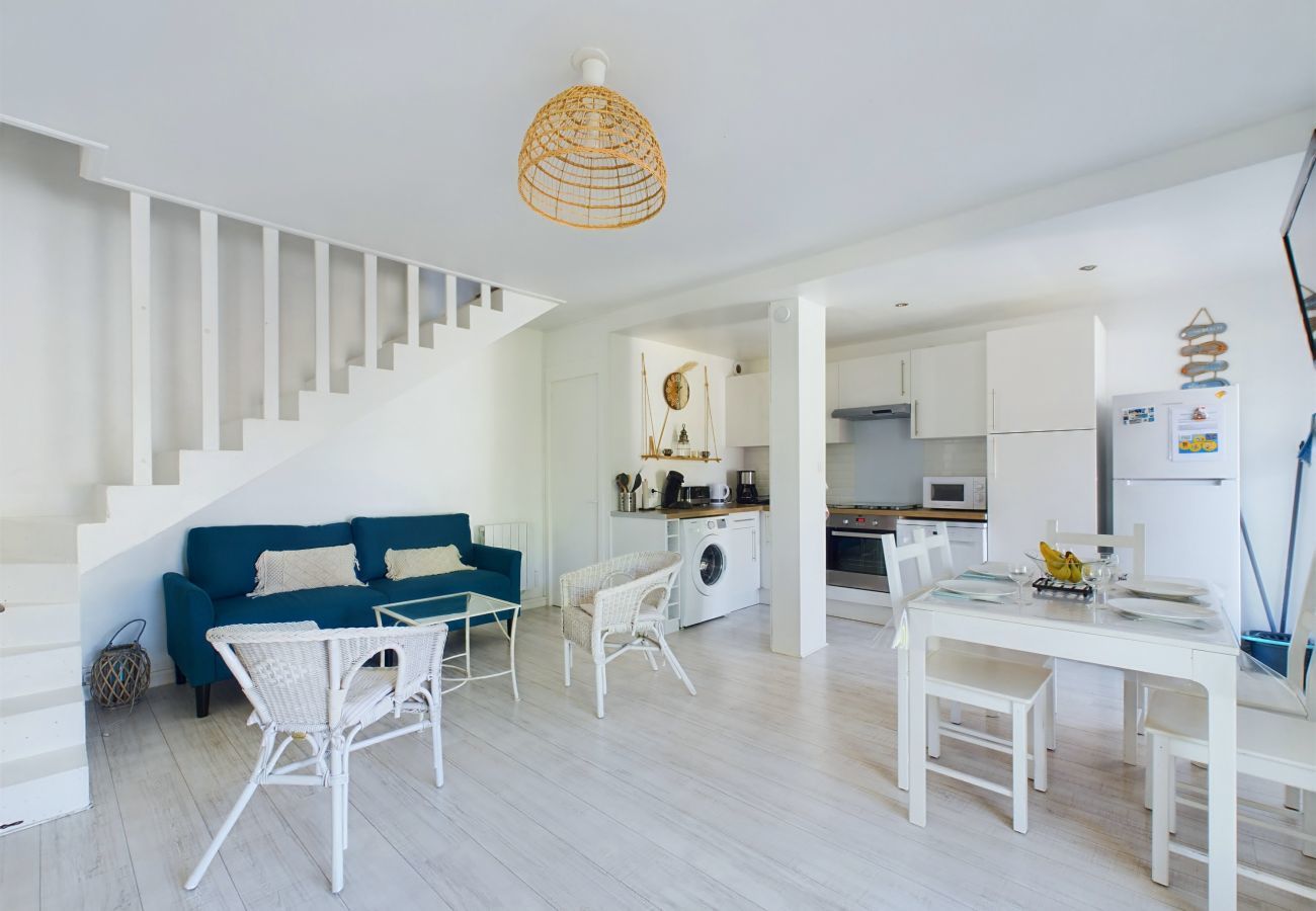 House in Saint-Hilaire-de-Riez - 550m from the beach, pretty house for 5