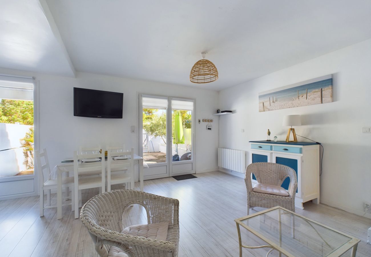 House in Saint-Hilaire-de-Riez - 550m from the beach, pretty house for 5