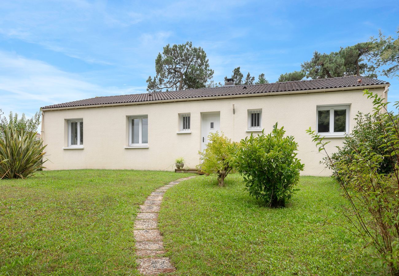 House in Saint-Brevin-les-Pins - House for 6 at 900m from the beach