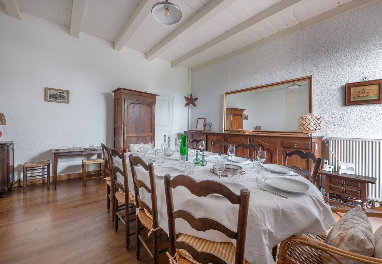House in Préfailles - Family house for 13, at 200m from the sea