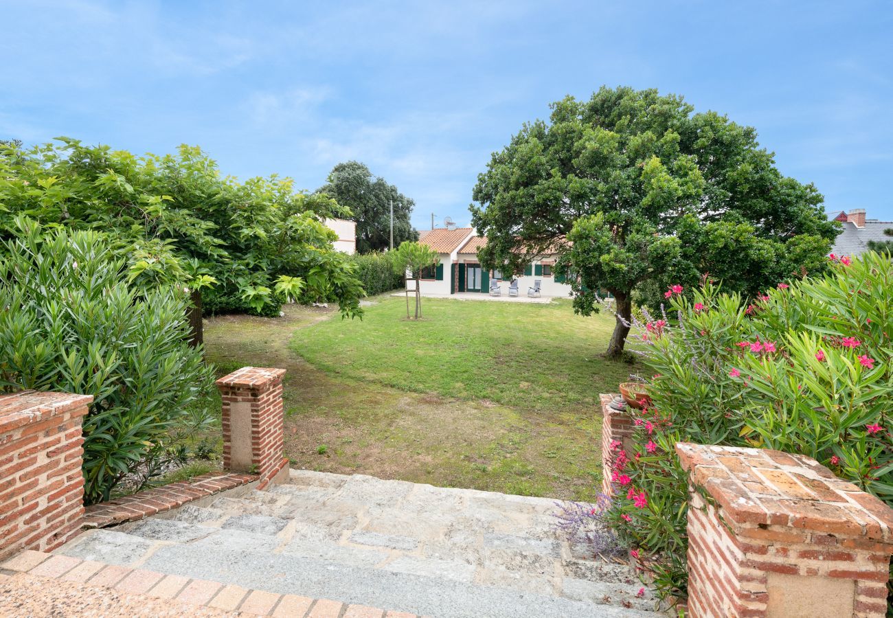 House in Préfailles - Family house for 13, at 200m from the sea