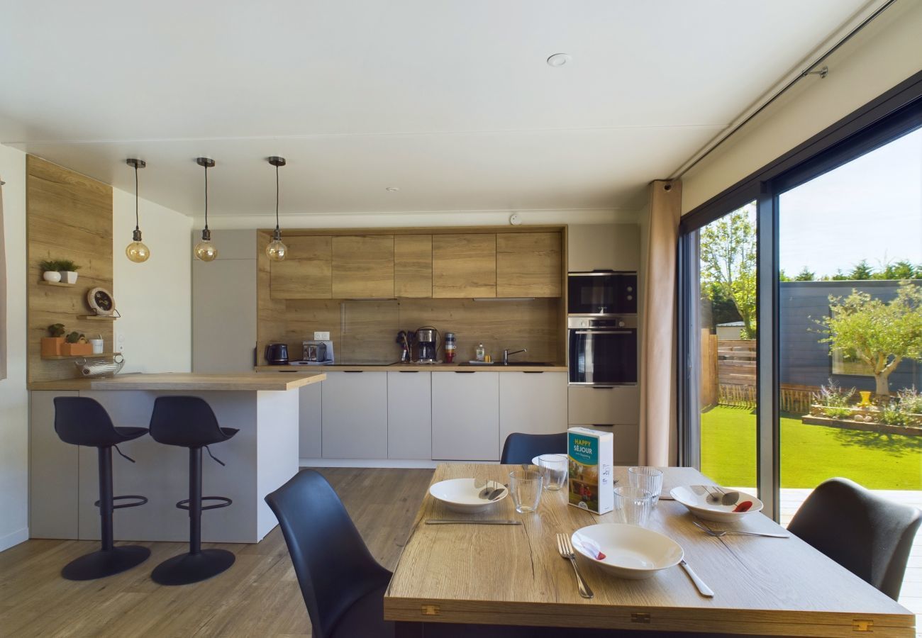 Chalet in Saint-Gilles-Croix-de-Vie - Cottage for 4  - 900m from the beach - Pool