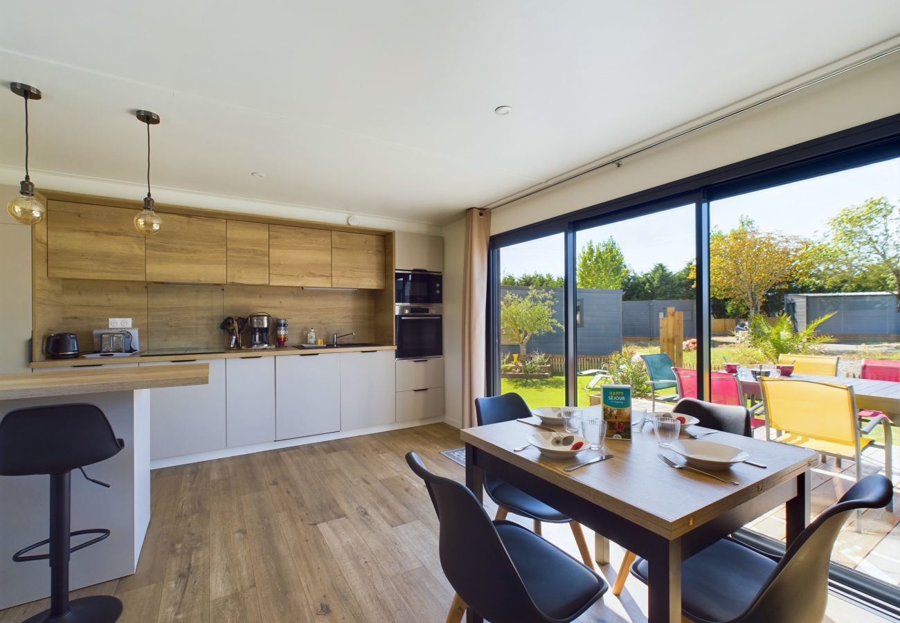 Chalet in Saint-Gilles-Croix-de-Vie - Cottage for 4  - 900m from the beach - Pool