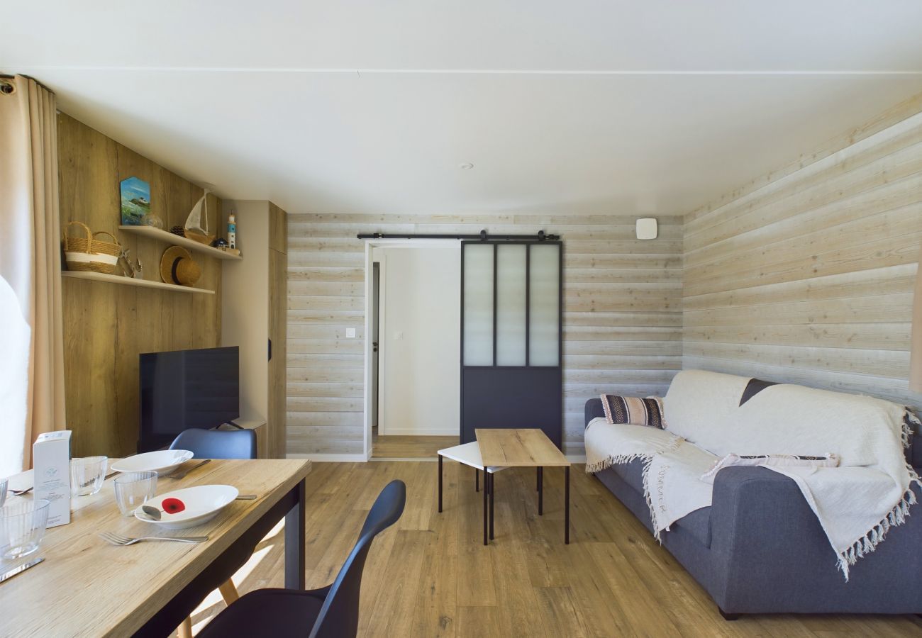 Chalet in Saint-Gilles-Croix-de-Vie - Cottage for 4  - 900m from the beach - Pool
