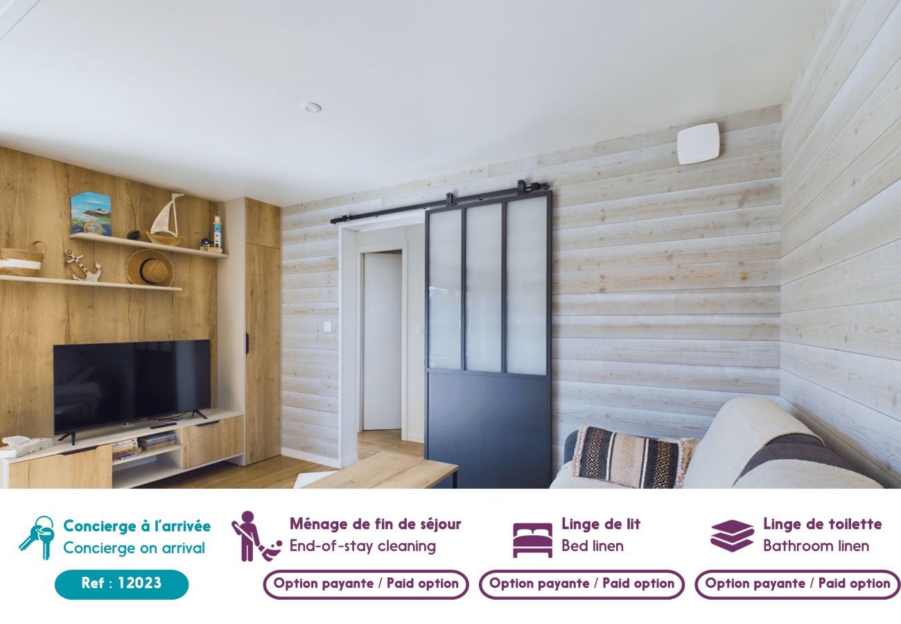 Chalet in Saint-Gilles-Croix-de-Vie - Cottage for 4  - 900m from the beach - Pool